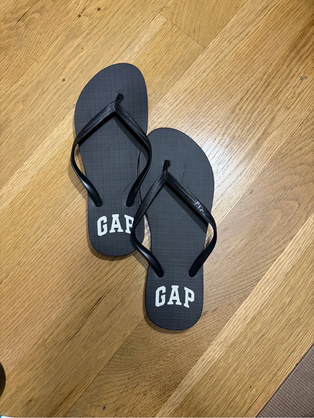 GAP womenβs Black Logo Flip Flops